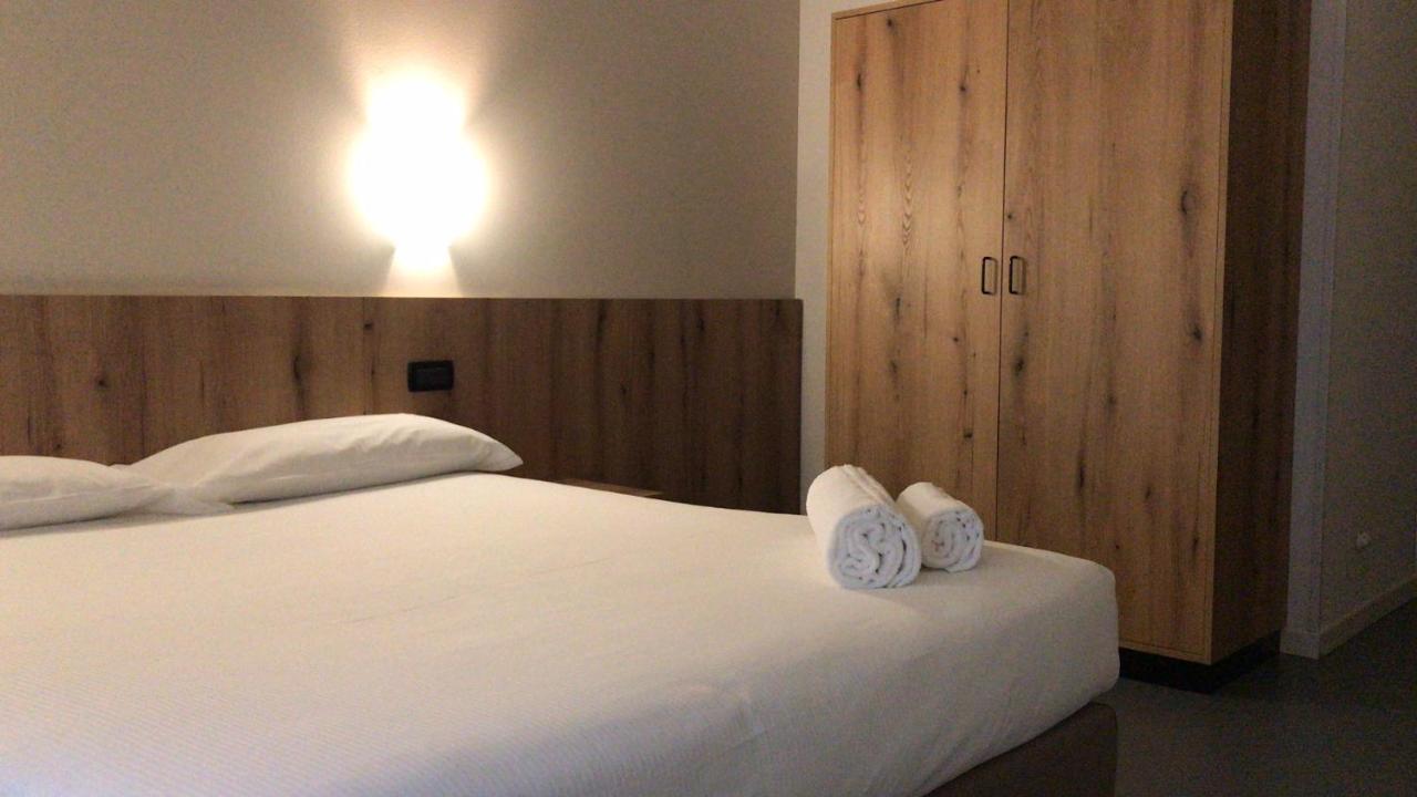 Hotel Doria - Business & Bike 오스티글리아 외부 사진